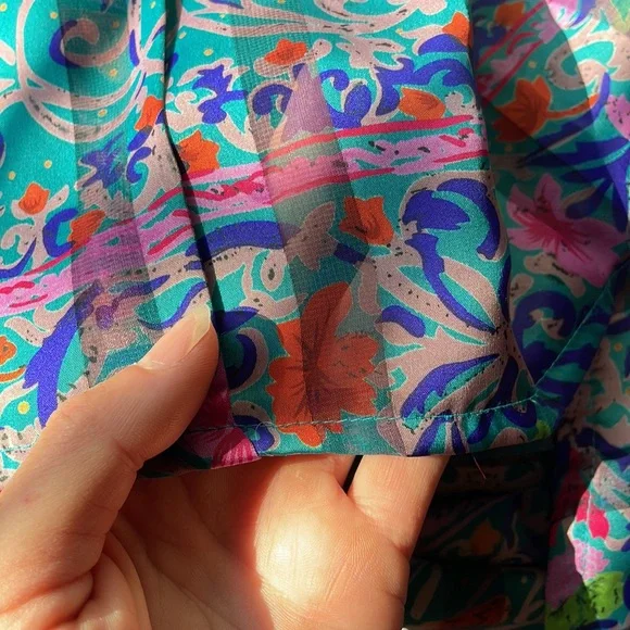 NICOLA AMAZING VINTAGE FLORAL MOCK NECK BUTTON DOWN BALOON SLEEVE BLOUSE TOP - Picture 15 of 16